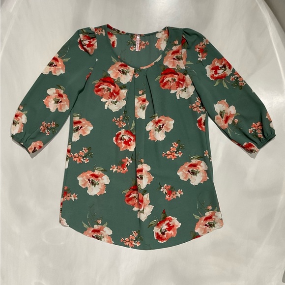 Cool Melon Size Medium Lt Weight Floral Tunic Adjustable Elastic Sleeves EUC - Picture 8 of 11